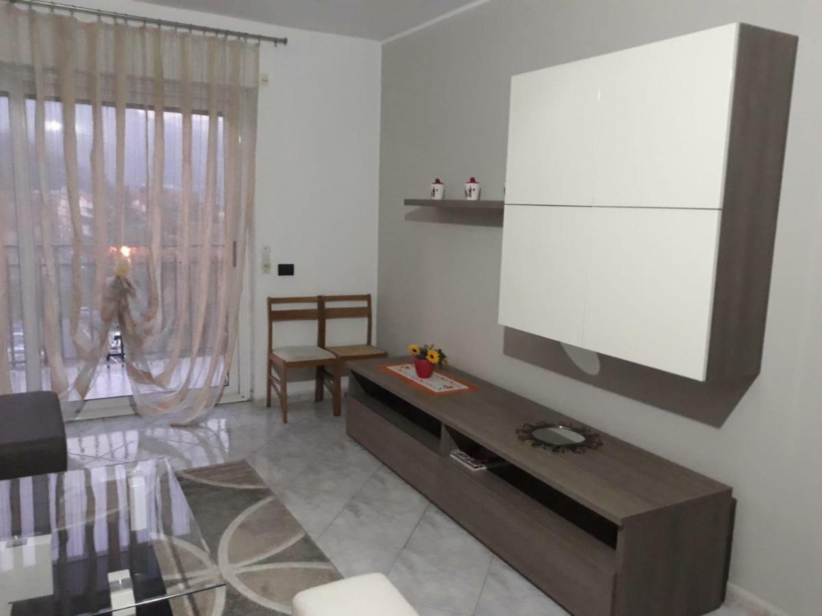 Leisure & Relaxing Apartment Côme Esterno foto
